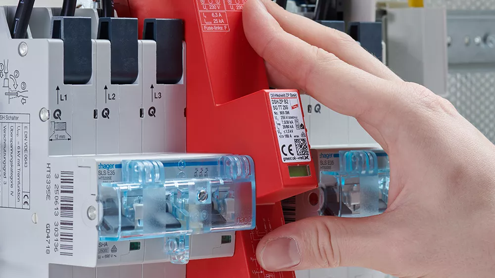 Installing a DEHNshield ZP Basic SG Surge Protection Device – Step 1