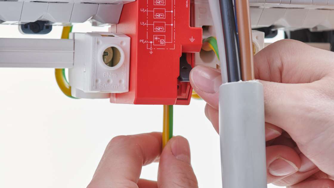 Überspannungsschutz für das Einfamilienhaus - DEHN