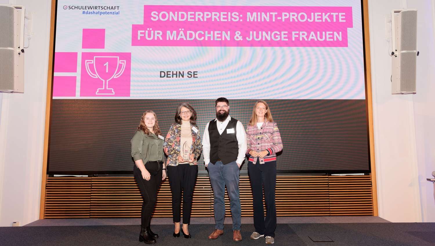 Ausgezeichnet – DEHN erhält SCHULEWIRTSCHAFT-Preis 2023