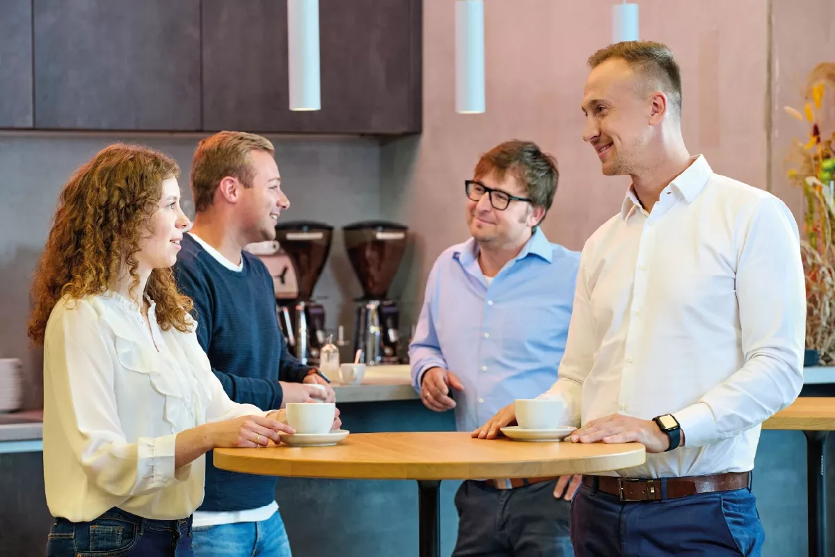 ein Team von Fachleuten bei DEHN