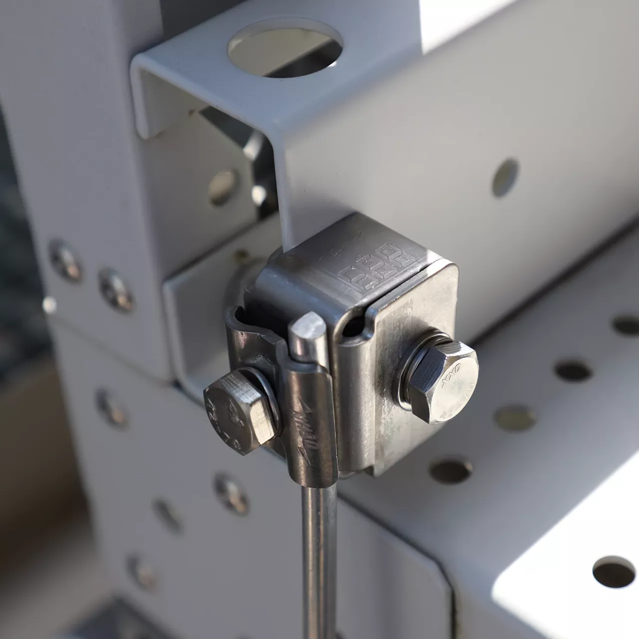 DEHN releases new clamp for steel structures