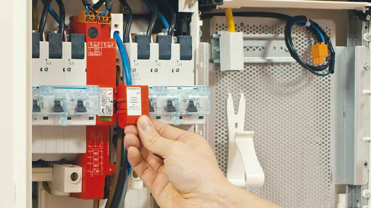 Überspannungsschutz für das Einfamilienhaus - DEHN